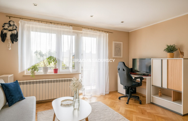 Dom wolnostojący na 15 arowej działce Opatkowice