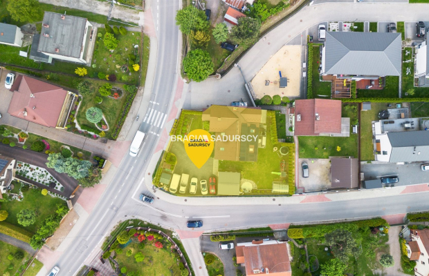 Dom/2-3 rodzinny/siedziba firmy/dobra komunikacja