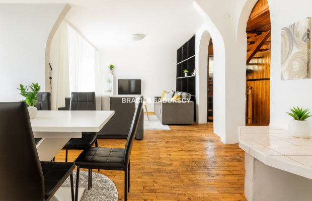 Dom w centrum Wieliczki, działka 15 ar