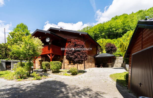 Dom na sprzedaż w pięknej, zielonej okolicy!