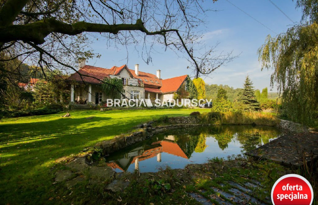 Dom z Dużym Ogrodem w Tyńcu – Spokój Natury!