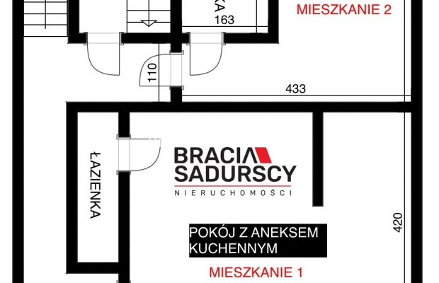 Dom inwestycyjny – 5 mieszkań, 2 lokale, paczkomat