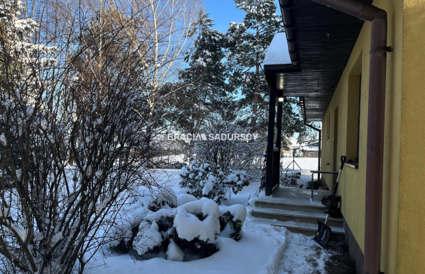 Dom wolnostojący | działka 26 arów | Garaż