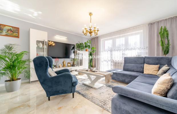 Dom gotowy do zamieszkania z pięknym ogrodem