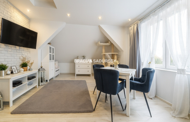 Wolnostojący dom Opatkowice-180 m² działka 11arów