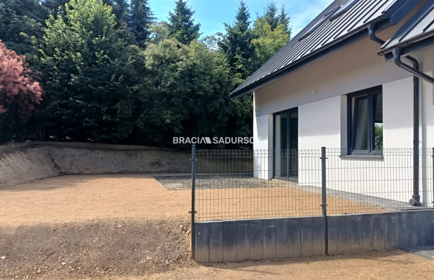 Nowe domy zabudwa bliźniaczej Zabierzów