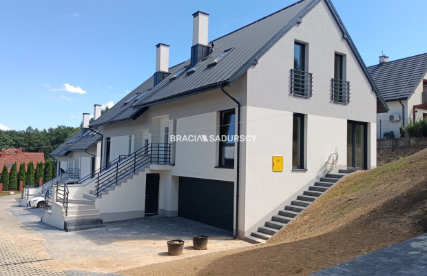 Nowe domy zabudwa bliźniaczej Zabierzów