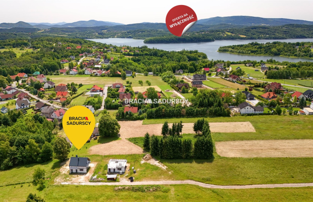 Dom w spokojnej okolicy Jeziora Dobczyckiego.