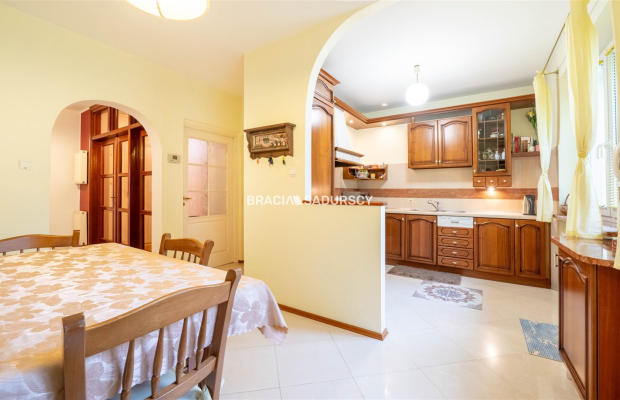 Dom z częścią usługową – Swoszowice, 11 arów