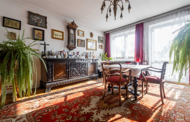 DOM Z ATRAKCYJNĄ, DUŻĄ DZIAŁKĄ 32 ARY INWESTYCJA