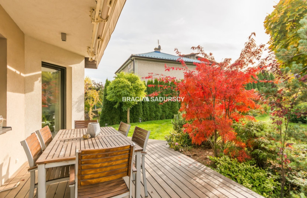 Dom za wzgórzu, widok na Kraków, 4 sypialnie