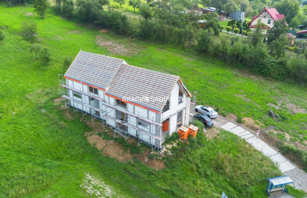 Nowoczesny dom w Morawicy