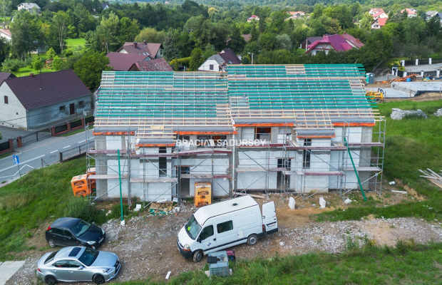 Nowoczesny dom w Morawicy