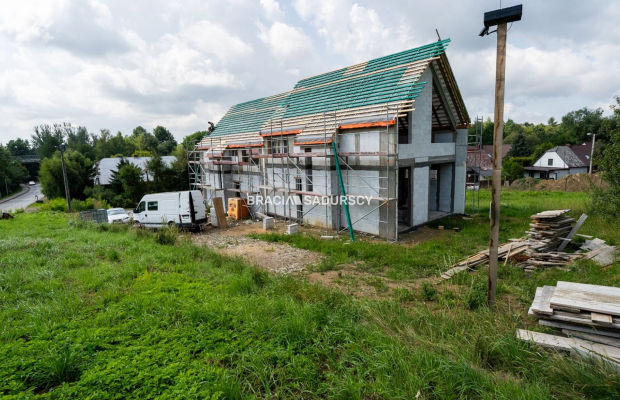 Nowoczesny dom w Morawicy