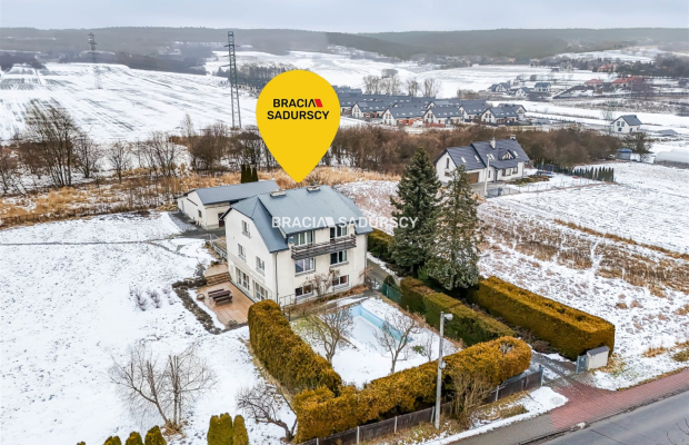 Dom wolnostojący 313m2 z basenem-blisko Krakowa