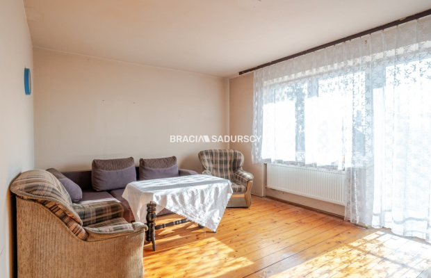 Rząska dom 250 m2 działka 6 arów ocieplony