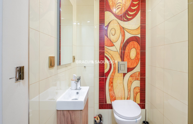 Dom z kominkiem i fotowoltaiką