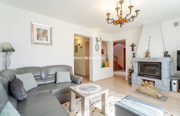 Gotowy do zamieszkania dom na cudownej działce 25a