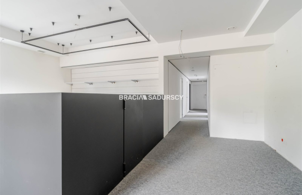 lokal handlowo-usługowy lub biurowy 100m2 Olsza