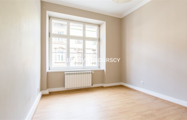 kamienica z windą, lokal biurowy 80m2, 3pok