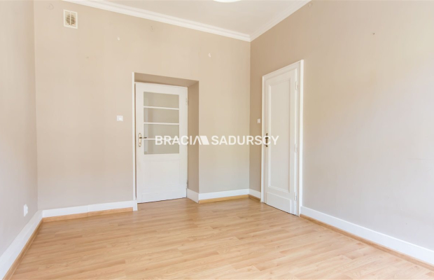 kamienica z windą, lokal biurowy 80m2, 3pok