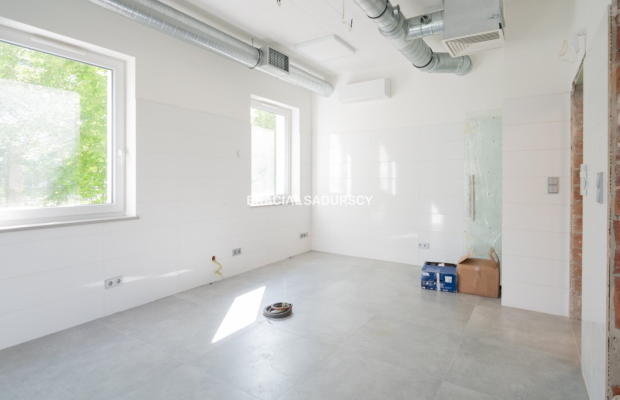  LOKAL DO WYNAJĘCIA PRZYCHODNIA-GABINET-SALON