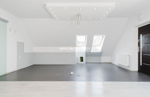 LOKAL DO WYNAJĘCIA DO WŁASNEJ ARANŻACJI -RUCZAJ 