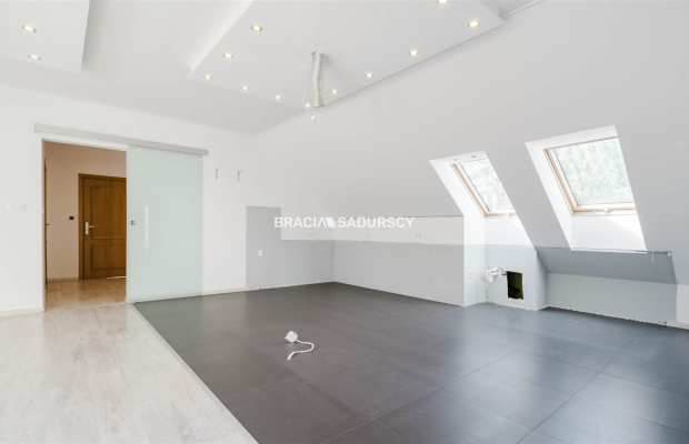 LOKAL DO WYNAJĘCIA DO WŁASNEJ ARANŻACJI -RUCZAJ 