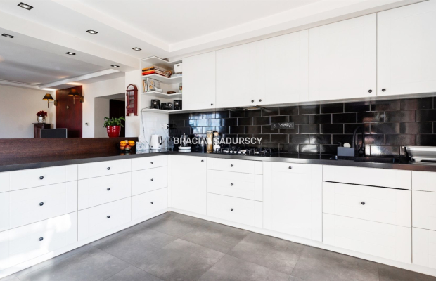 Mieszkanie dwupoziomowe z działką. Wieliczka.