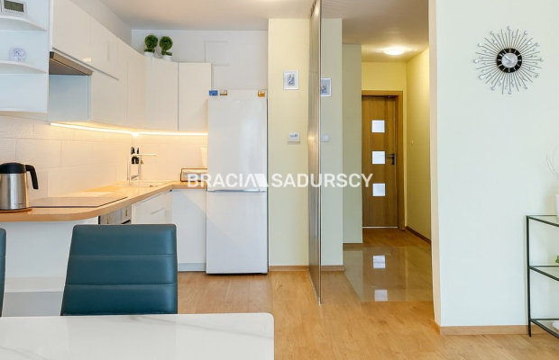 3 pokoje - 49,5m2 - Dębskiego, dobra cena, parking