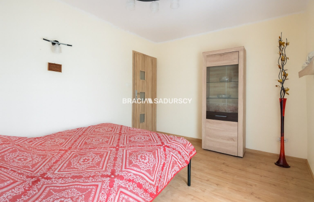 3 pokoje - 49,5m2 - Dębskiego, dobra cena, parking