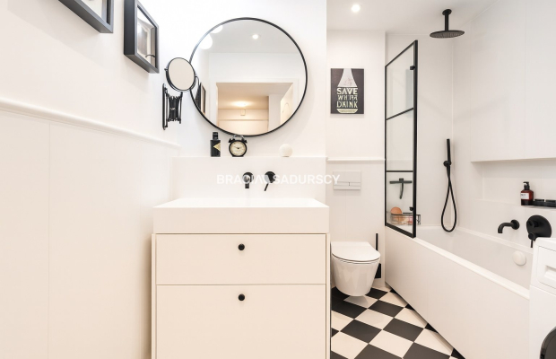 2-pok/bardzo przestronne/garderoba/garaz/piwnica