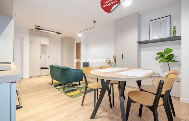 WYSOKI STANDARD, KAMERALNY BUDYNEK, 3-POKOJOWE