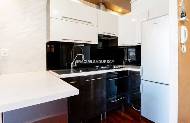 Zadbana Kawalerka z balkonem 