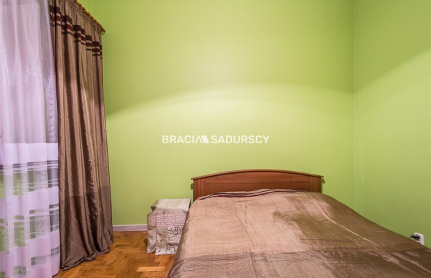 3 pok w samym centrum ul. Krowoderska