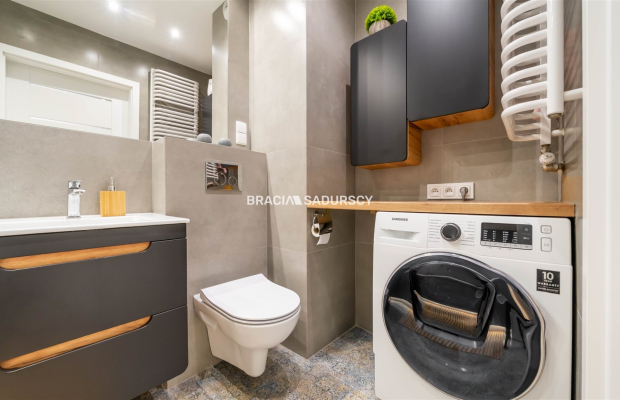 GUSTOWNE, Z DUŻYM BALKONEM W NOWYM BUDOWNICTWIE