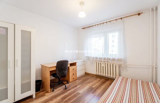 Sprzedam mieszkanie 62m2 z dużą piwnicą (3pok)