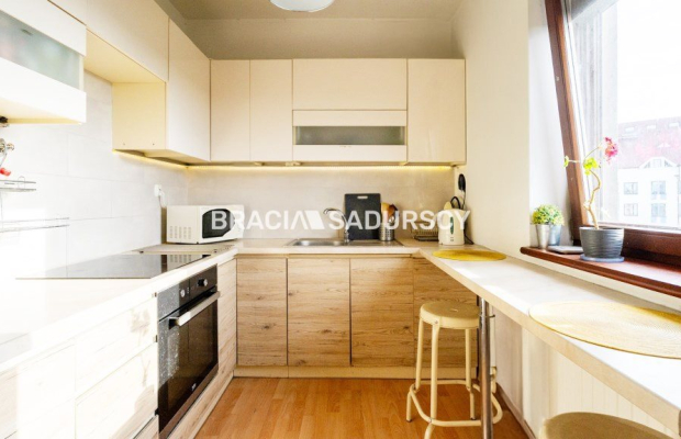 SŁONECZNE 3-POKOJOWE W ATRAKCYJNEJ LOKALIZACJI