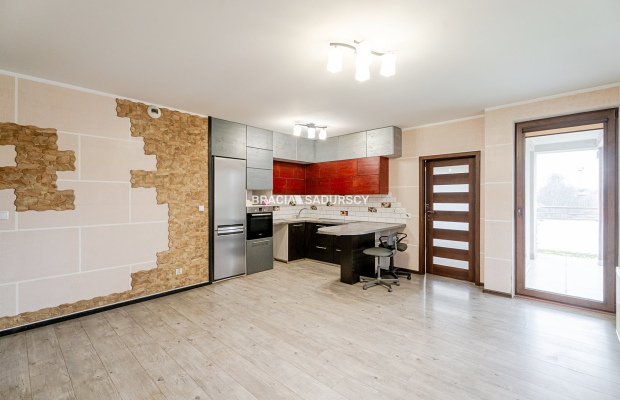 3pok do remontu/ul.Na Zakolu wisły/ duzy balkon