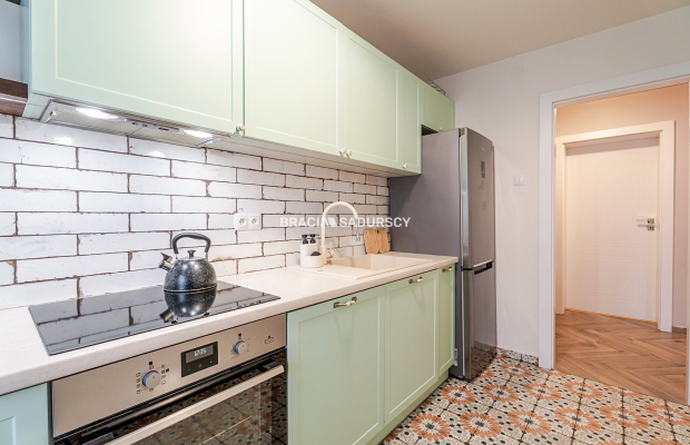 4 pok mieszkanie obok Placu Bohaterów Getta. 