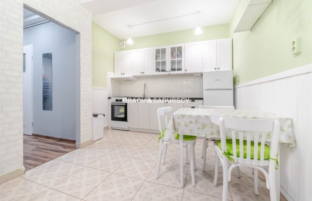 Parter, bez schodów i ograniczeń.