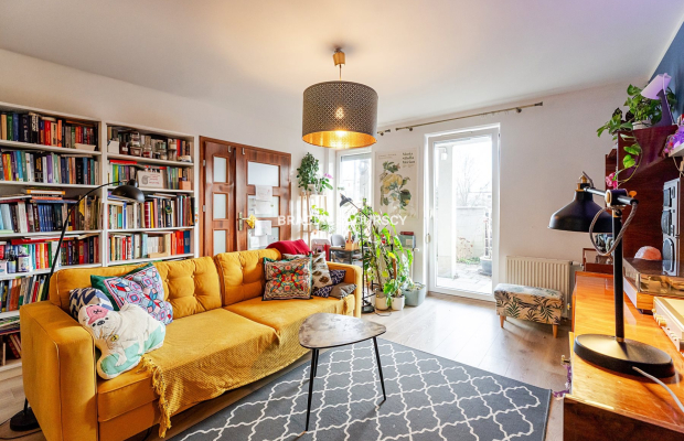 3-pok z dużym tarasem w spokojnej okolicy