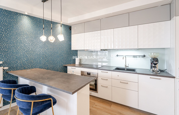 Komfortowe 3 pokoje z garażem oraz kom. lok.