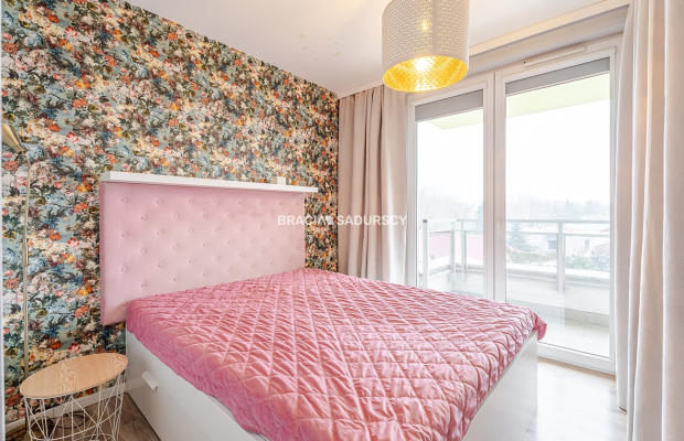 Komfortowe 3 pokoje z garażem oraz kom. lok.