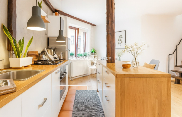 Stylowe poddasze 3-pokojowe w sercu Kazimierza