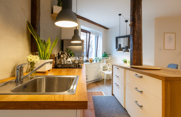 Stylowe poddasze 3-pokojowe w sercu Kazimierza