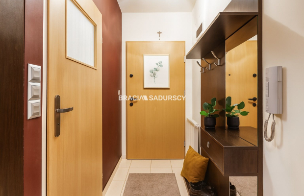 Mieszkanie gotowe do zamieszkania, Górka Narodowa