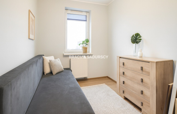 3 pokoje + balkon, 56 m² – idealne na start!