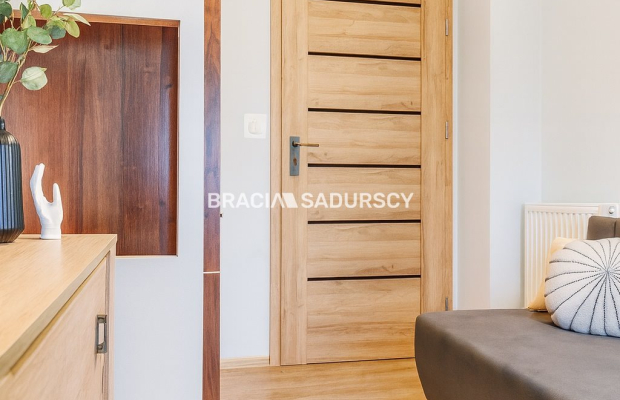 3 pokoje + balkon, 56 m² – idealne na start!