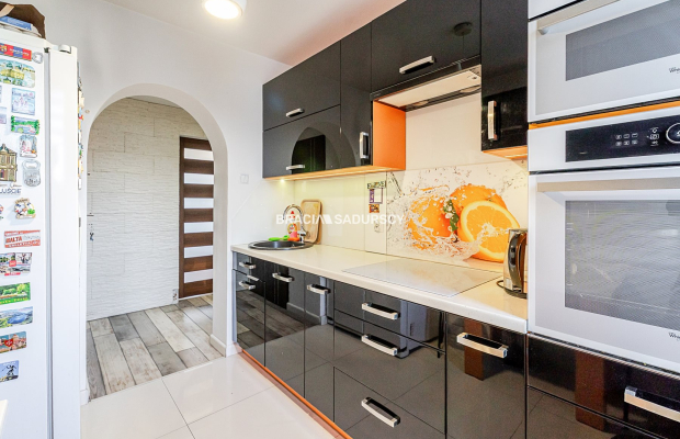 3 pokojowe mieszkanie z kuchnią 52,8m2 Centrum 